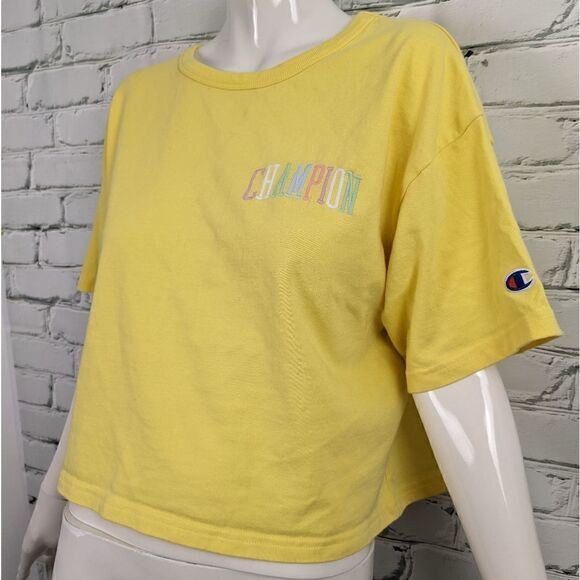 Champion cropped t-shirt pale yellow pastel size Medium - Picture 2 of 7